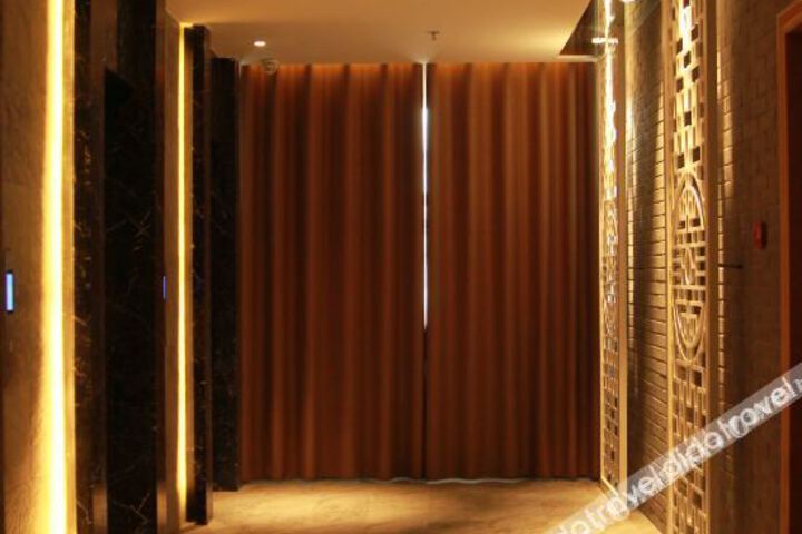 Hotel Interior 13 of 28