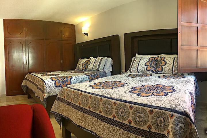 Room 7 of 35