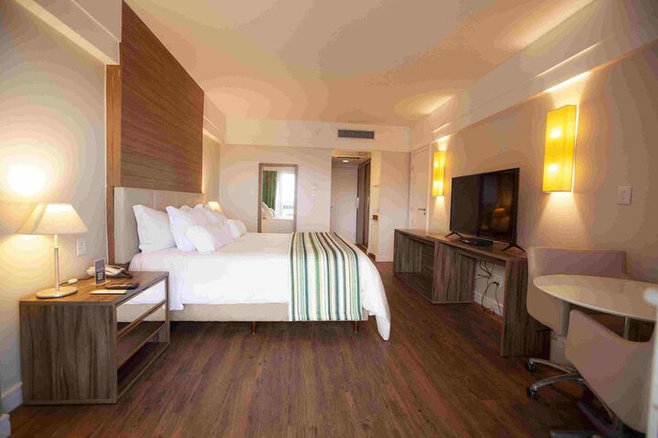 Room 22 of 120
