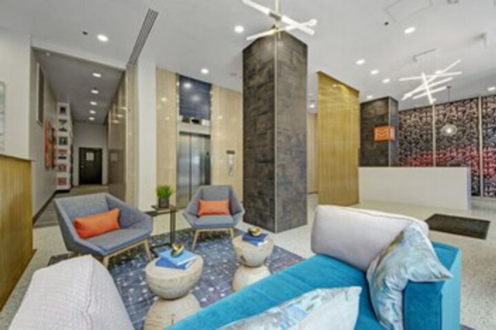 Photo of Downtown Suites by Barsala