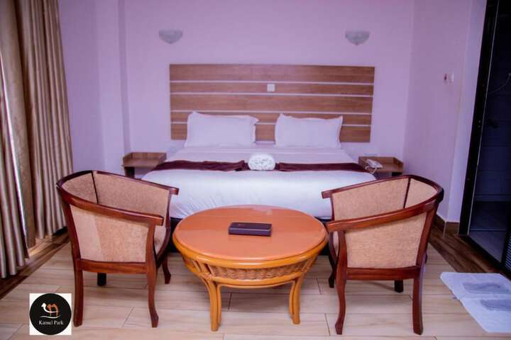 Room 2 of 8