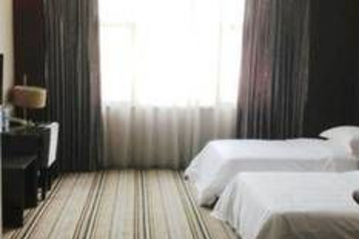 Room 44 of 52