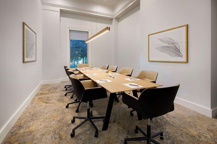 Meeting facility