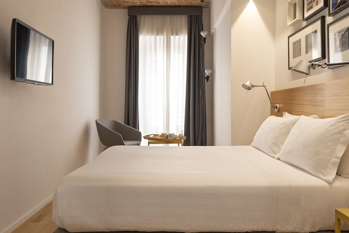 Room 16 of 72