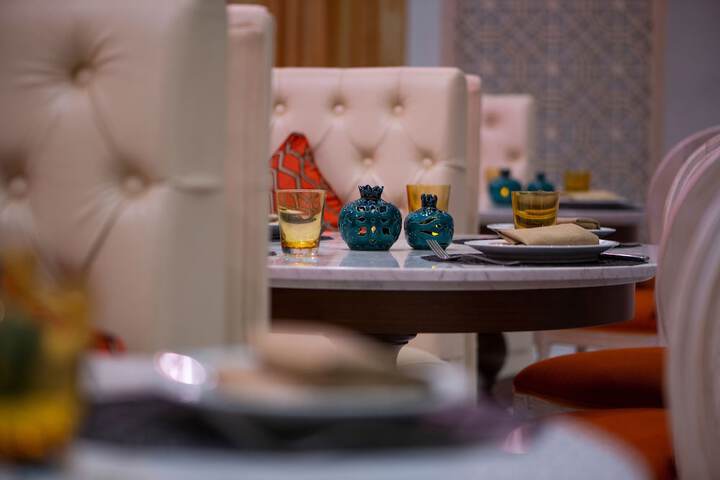 Dining 211 of 263