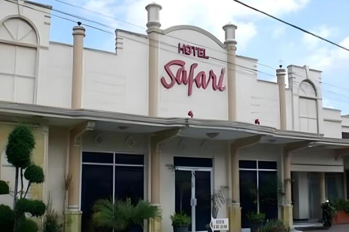 Hotel Safari