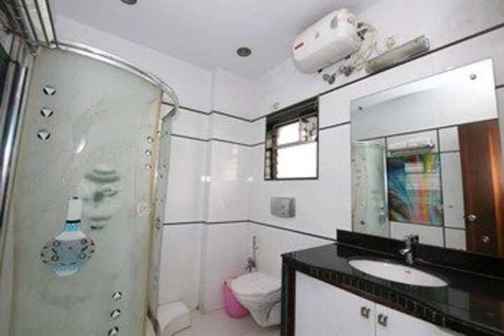 Room 3 of 26