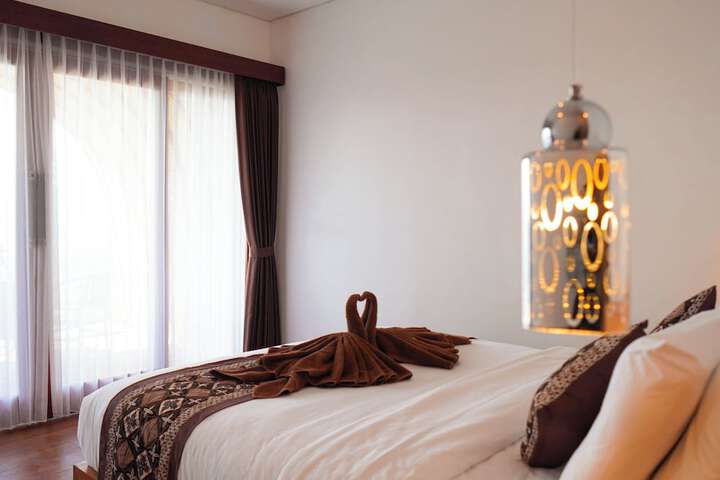 Room 6 of 21