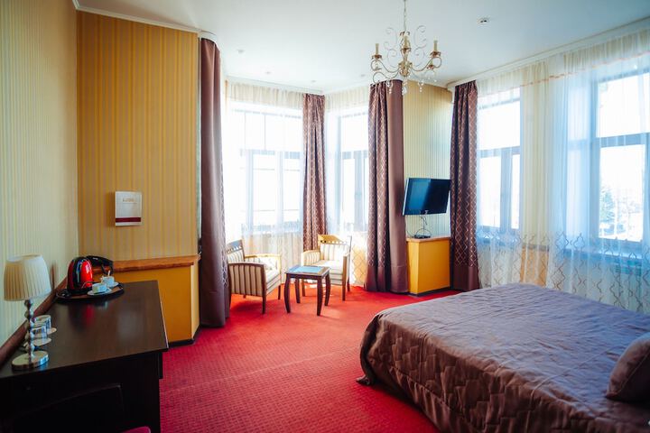 Room 14 of 35