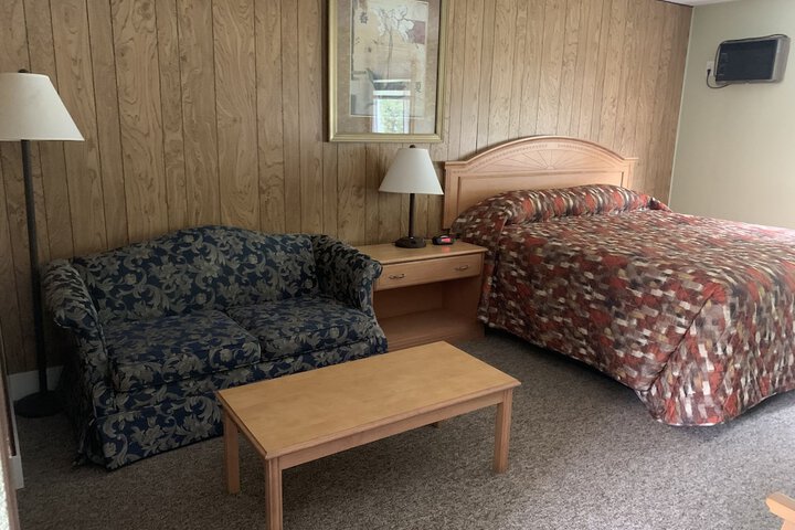 Room 37 of 63