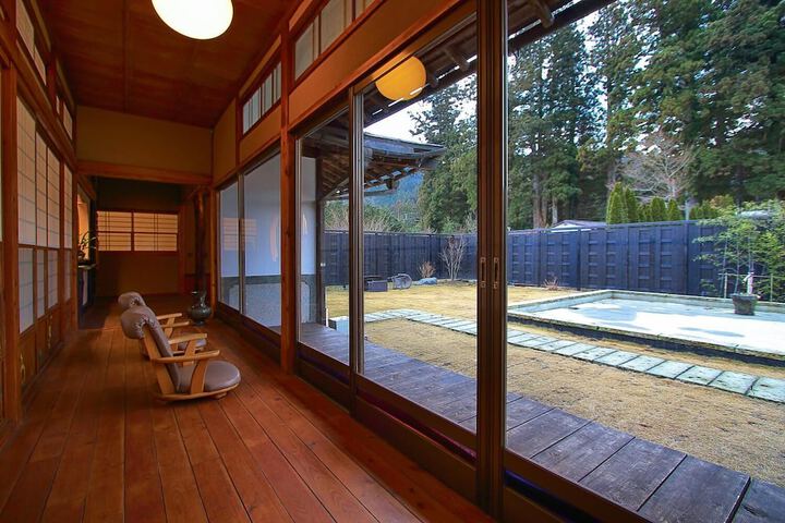 Pool Hotel
