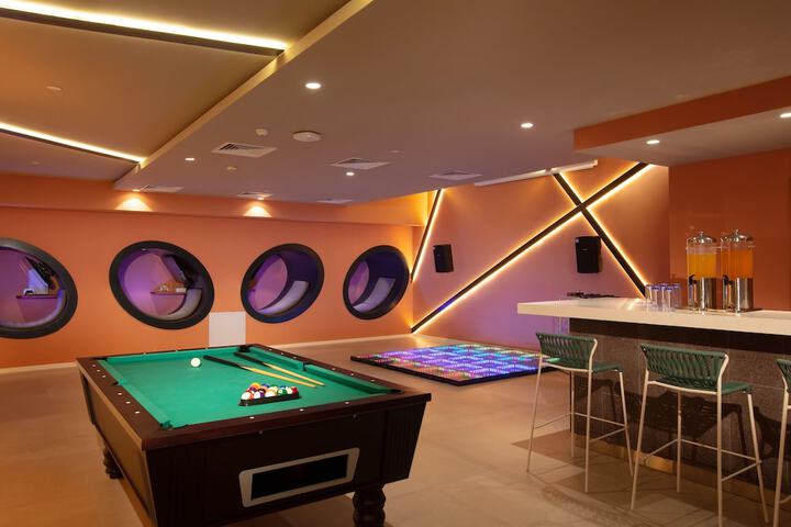 Game room