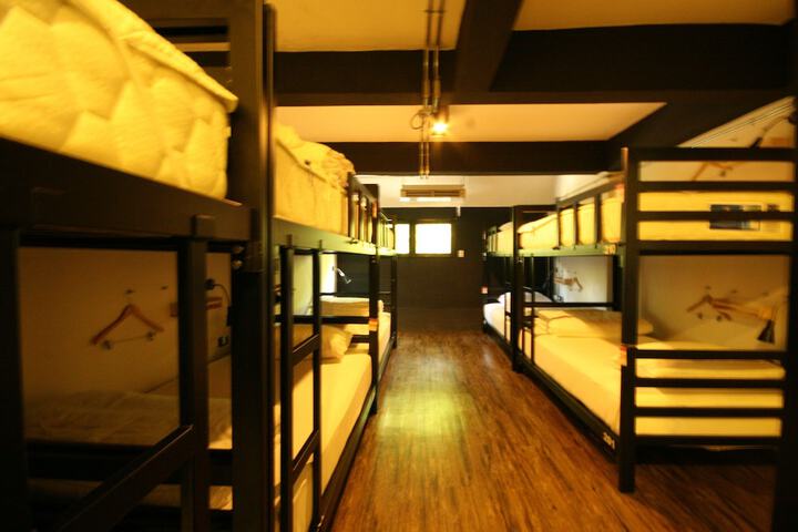 Room 14 of 52
