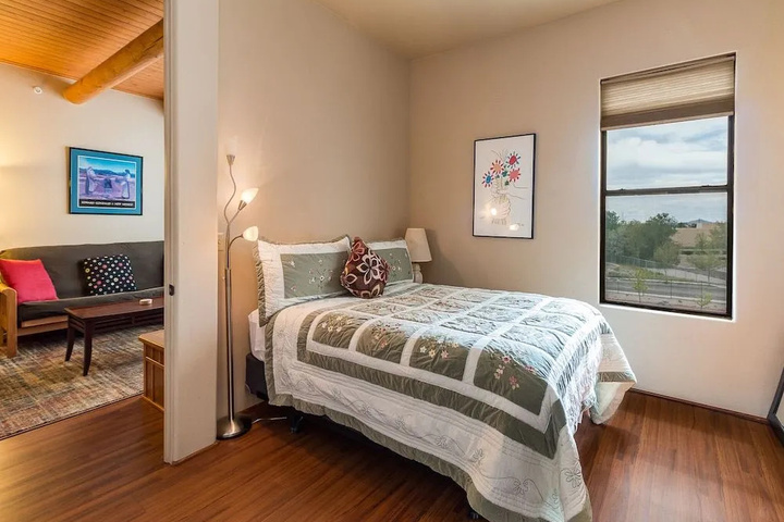 Room 2 of 12