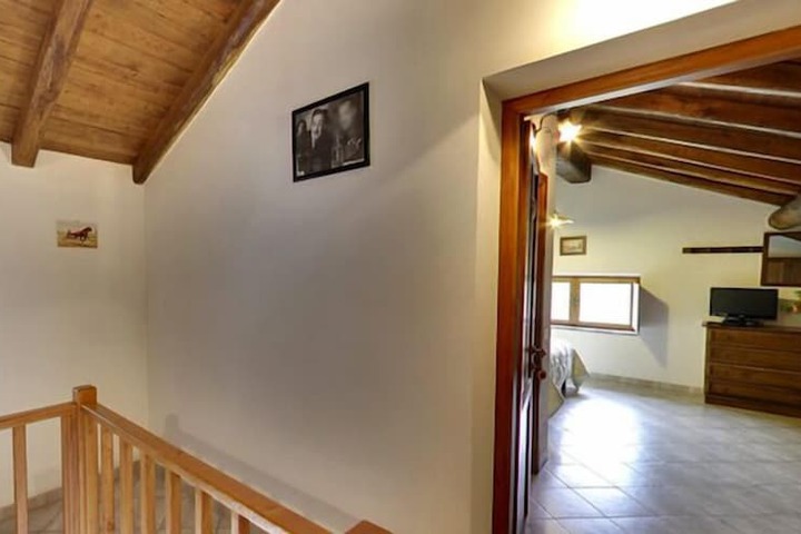 Room 14 of 30