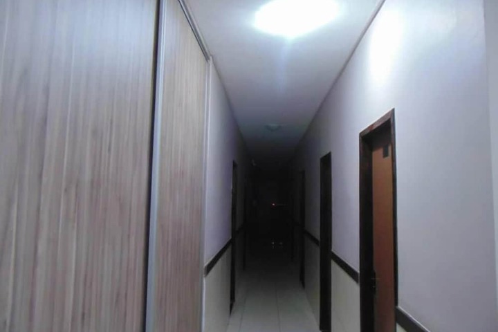 Ballroom/Hall 27 of 31