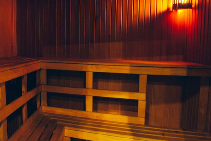 Room 16 of 33