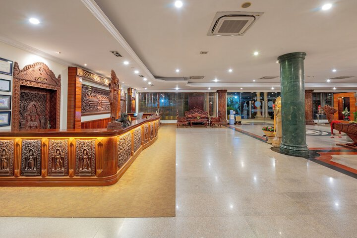 Hotel Interior 5 of 133