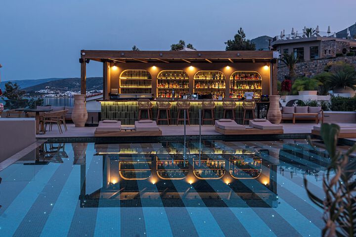 Pool 73 of 92