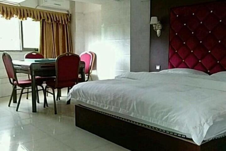 Room 20 of 42