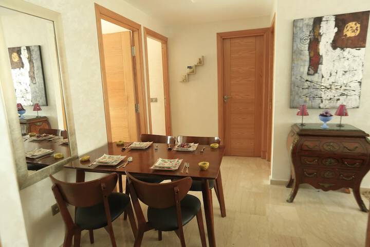 Room 28 of 32