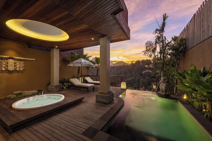 Pool 60 of 104