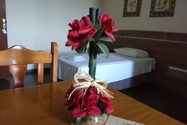 Room 5 of 35