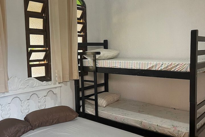 Room 4 of 19