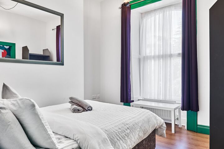 Room 55 of 121