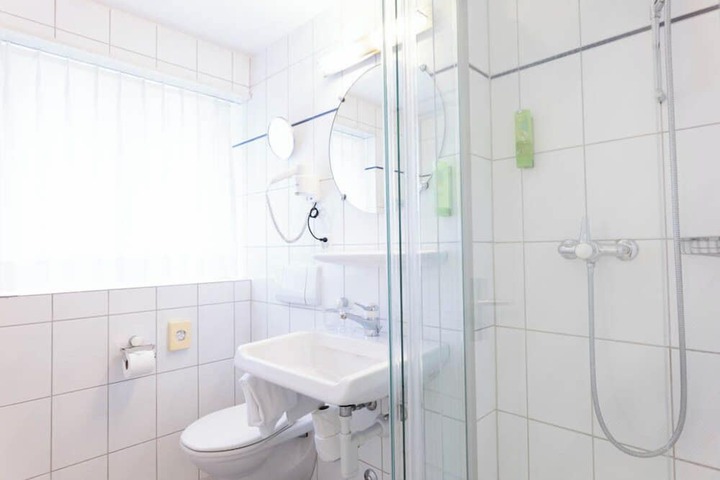Room 20 of 32