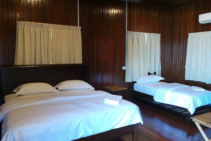 Room 3 of 114