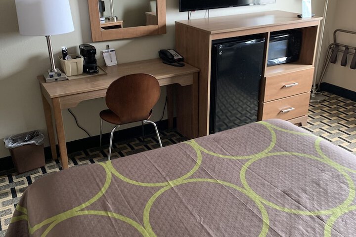 Room 21 of 62
