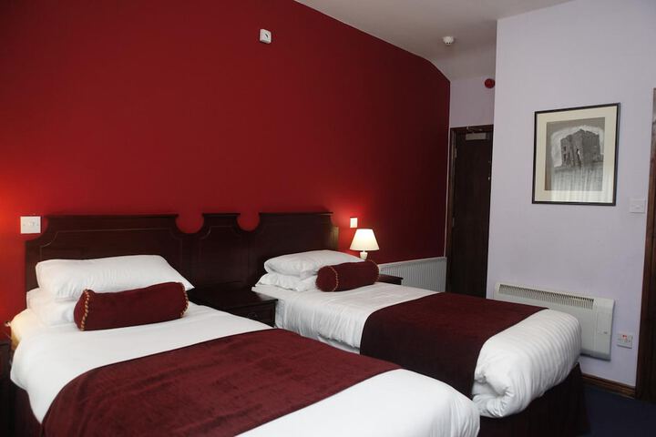 Room 5 of 49
