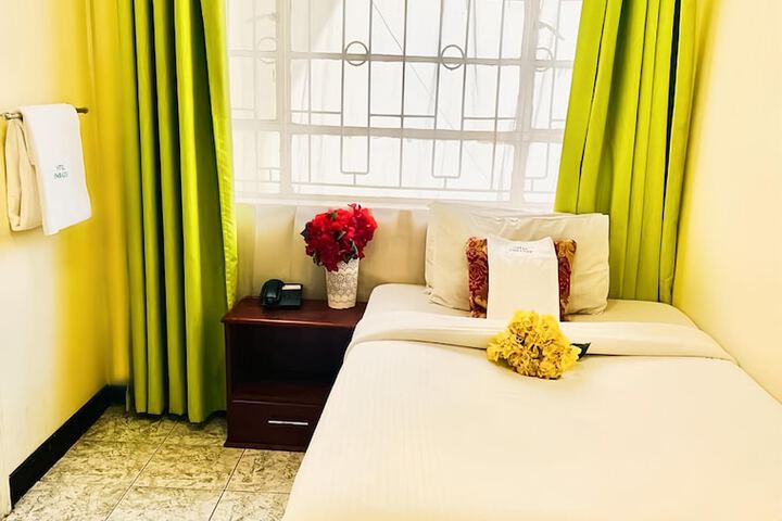Room 27 of 49