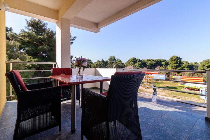 Terrace/Patio 35 of 60