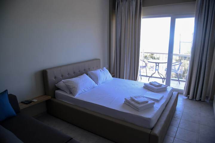 Room 2 of 23