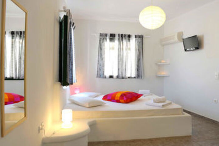 Room 7 of 38