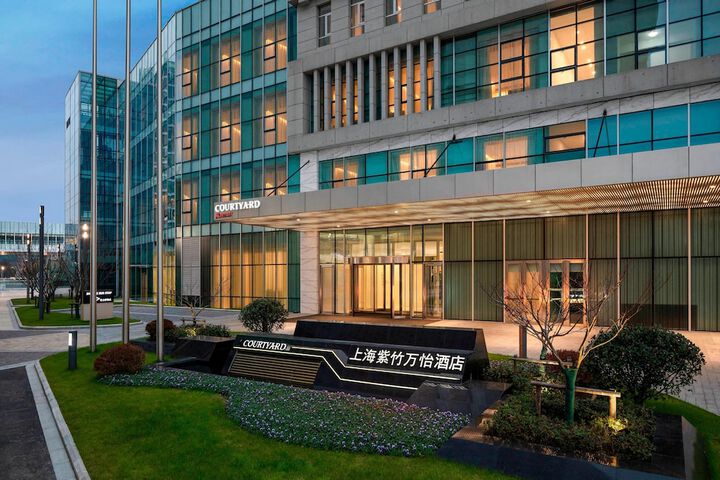 Exterior of Courtyard by Marriott Shanghai Minhang