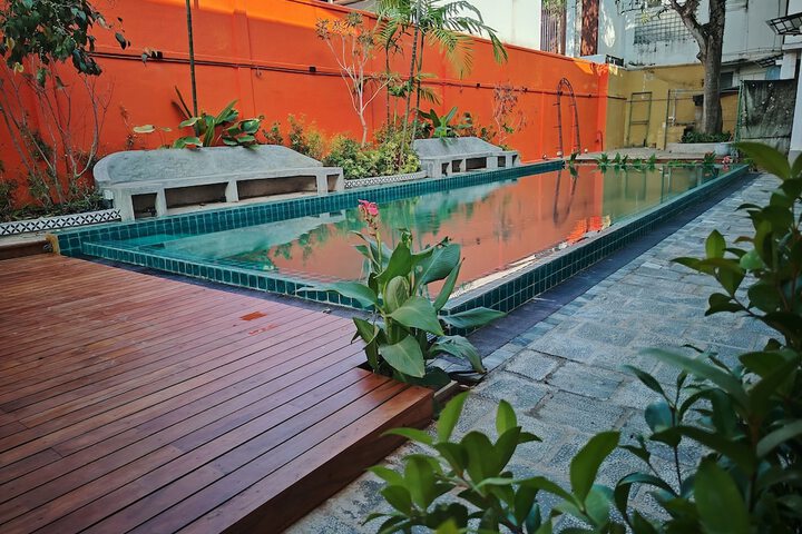 Pool 16 of 34