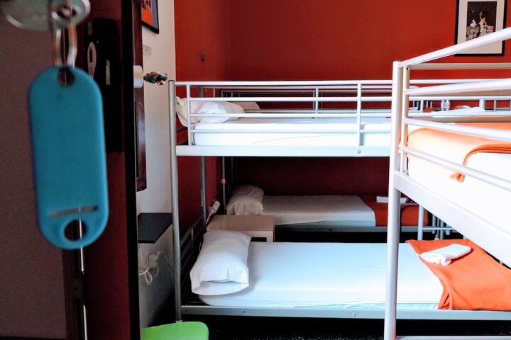 Room 9 of 61