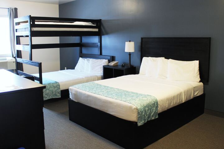 Room 3 of 18