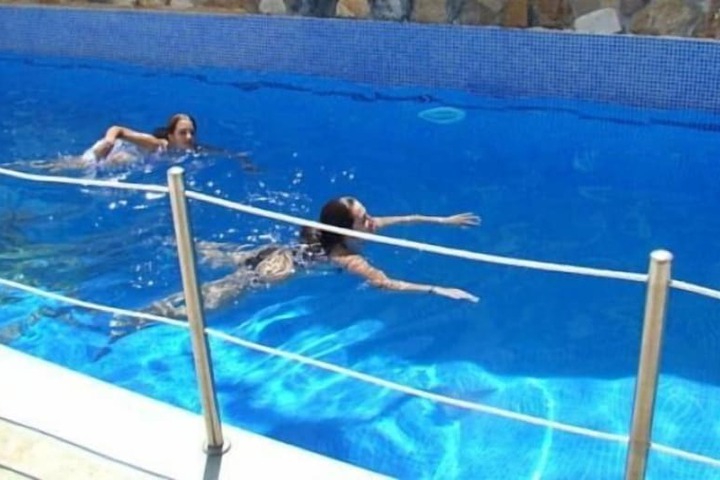 Pool 12 of 28
