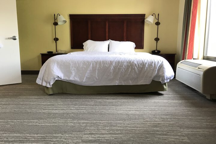 Room 22 of 121