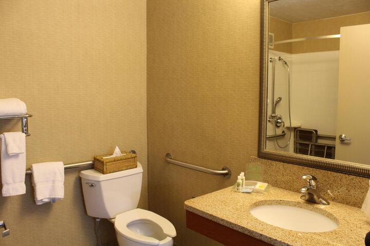 Room 138 of 145