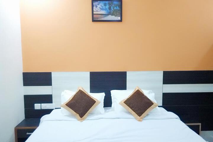 Room 1 of 5
