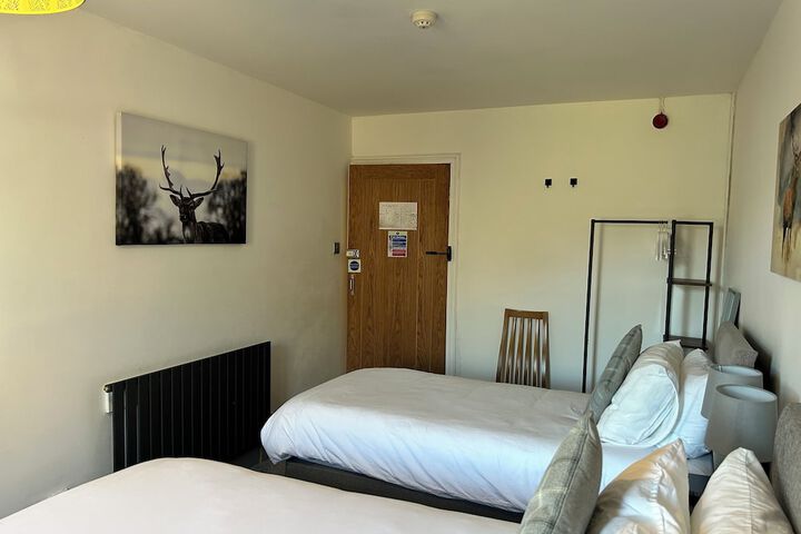 Room 22 of 64