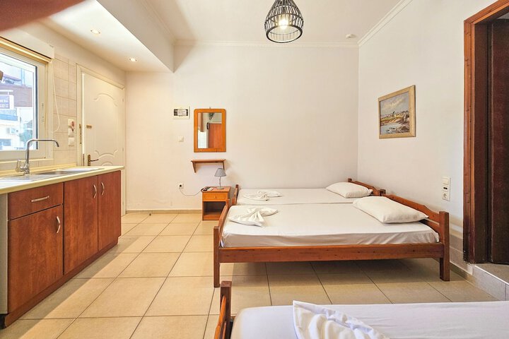 Room 21 of 69