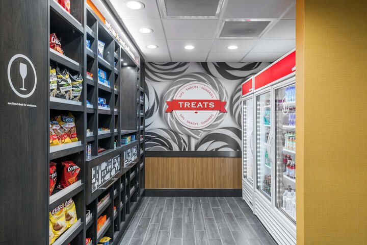 Snack bar