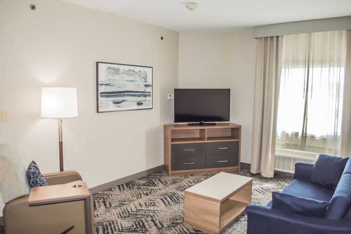 Room 17 of 40