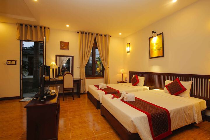 Room 6 of 71